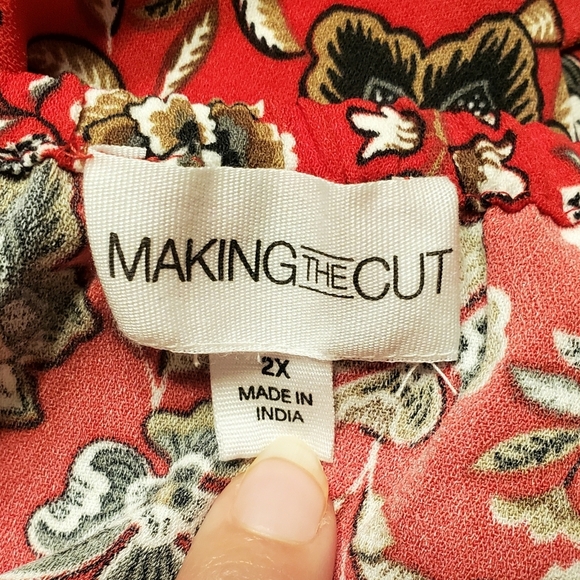 Making the Cut S3 Ep5 Red Floral Pattern Sash Wrapped Midi Dress Womens Size 2XL - Picture 11 of 12